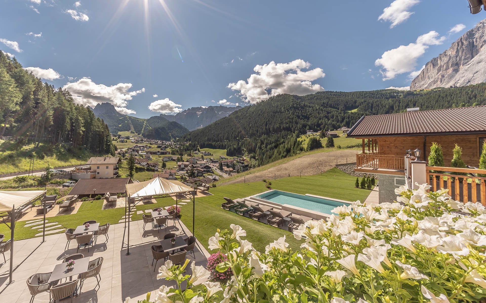 Rmoceanfrontrentals Chalets Chalet Panorama, Selva Val Gardena Italy