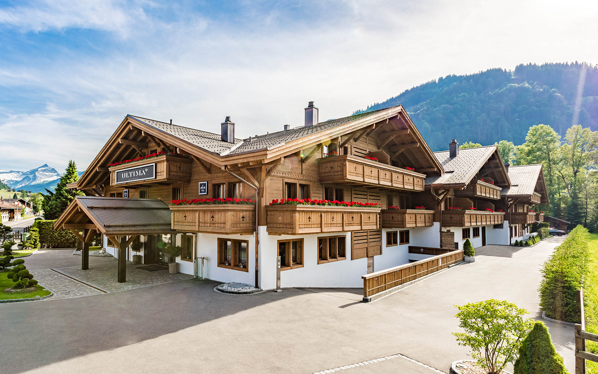 Rmoceanfrontrentals Chalets Ultima 2 BR Residences, Gstaad Switzerland