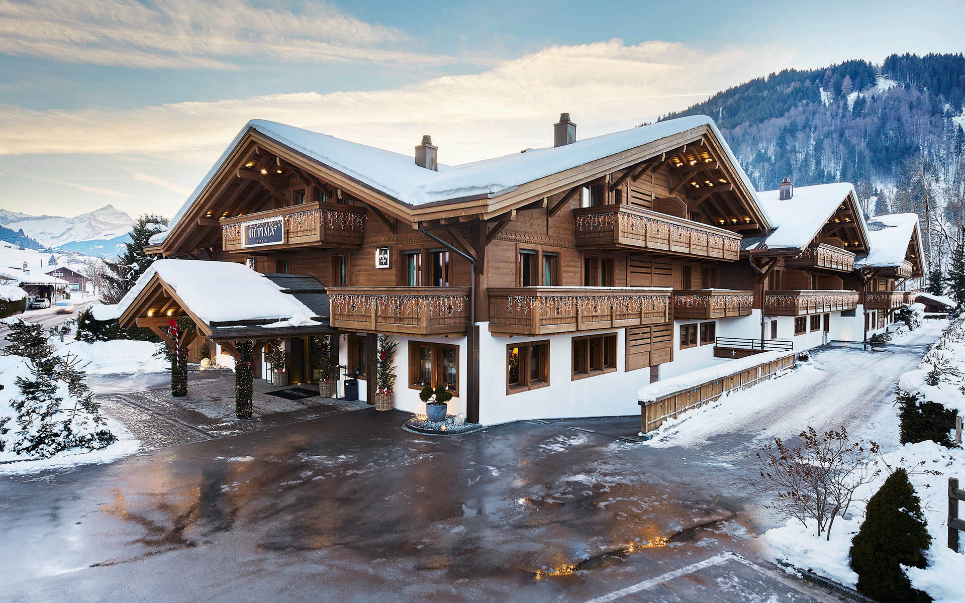 Rmoceanfrontrentals Chalets Ultima 2 BR Residences, Gstaad Switzerland