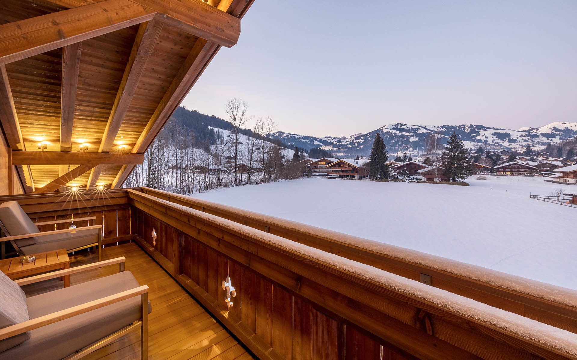 Rmoceanfrontrentals Chalets Ultima 2 BR Residences, Gstaad Switzerland