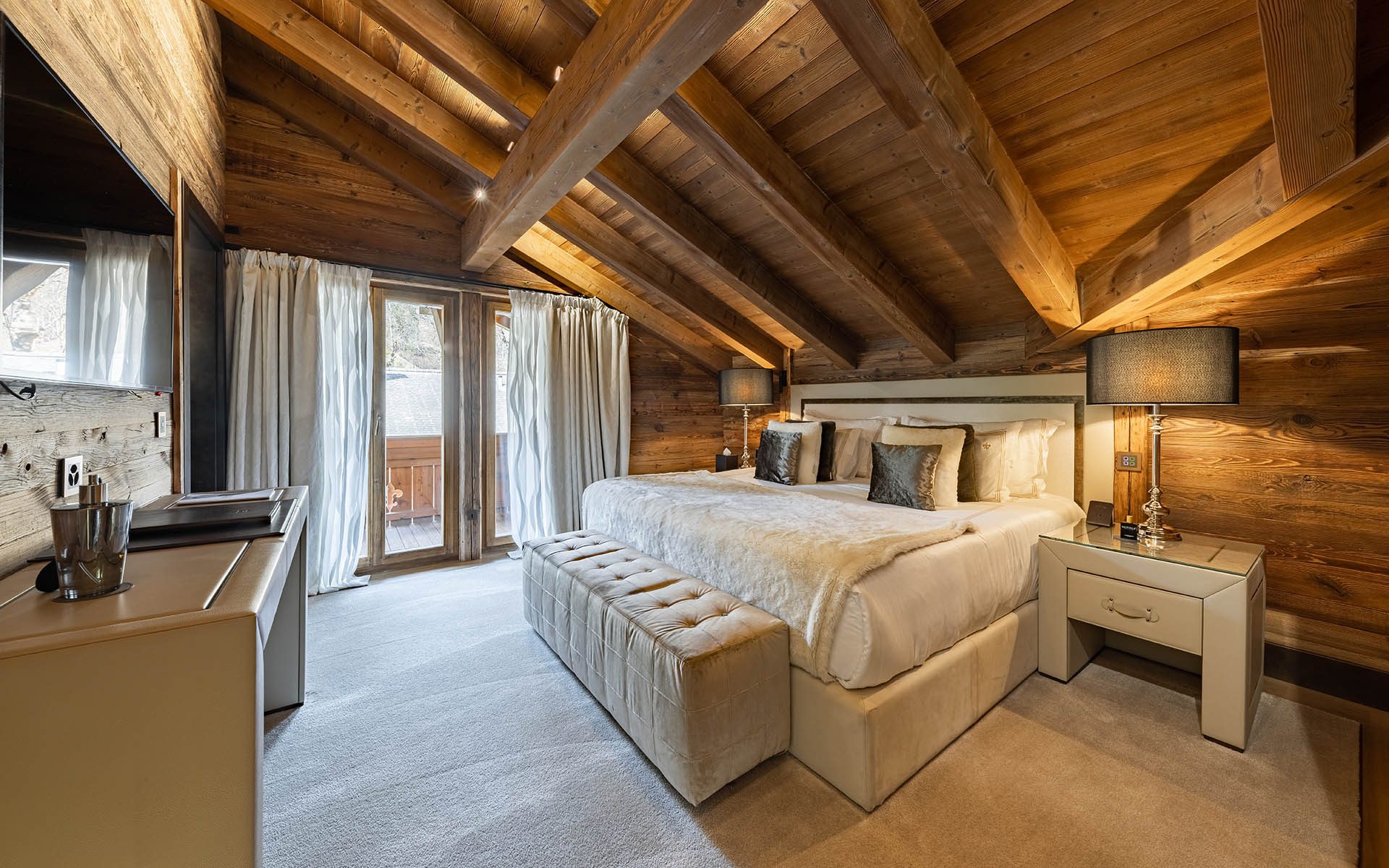 Rmoceanfrontrentals Chalets Ultima 2 BR Residences, Gstaad Switzerland