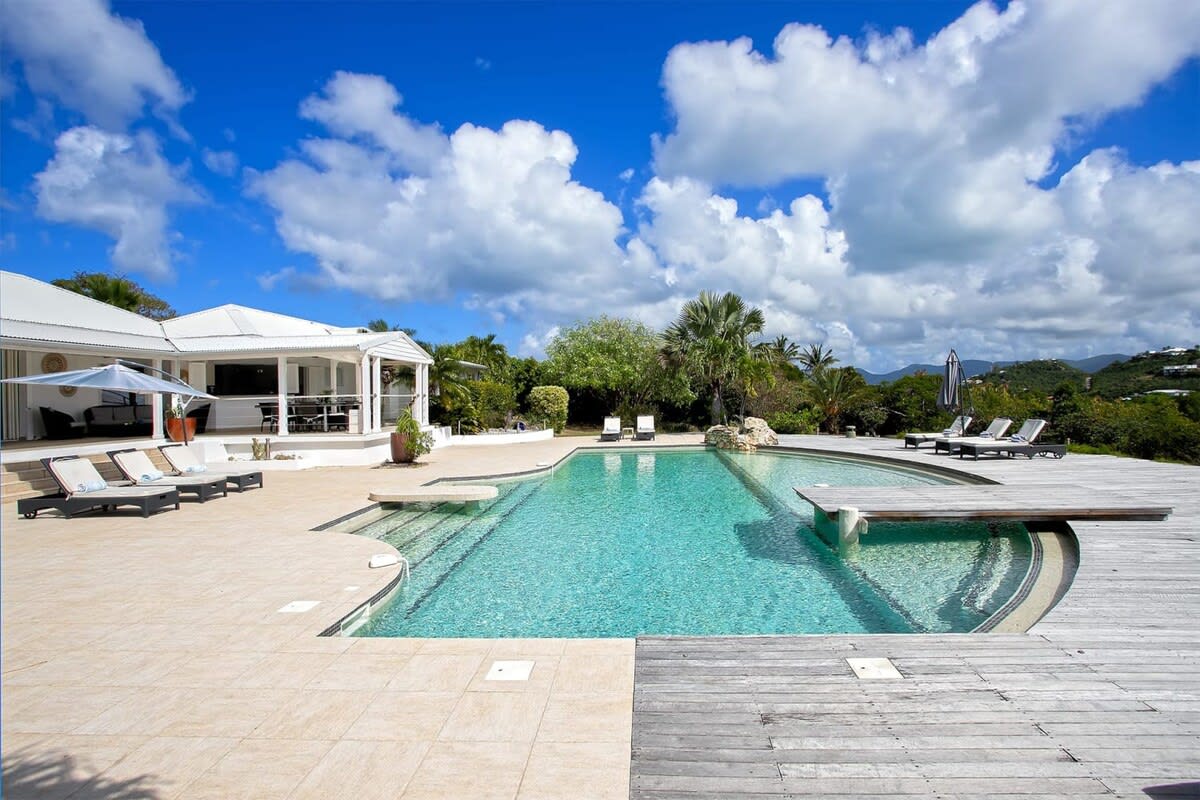 Rmoceanfrontrentals St Martin Sol e Luna 3 Bedroom Villa (31)