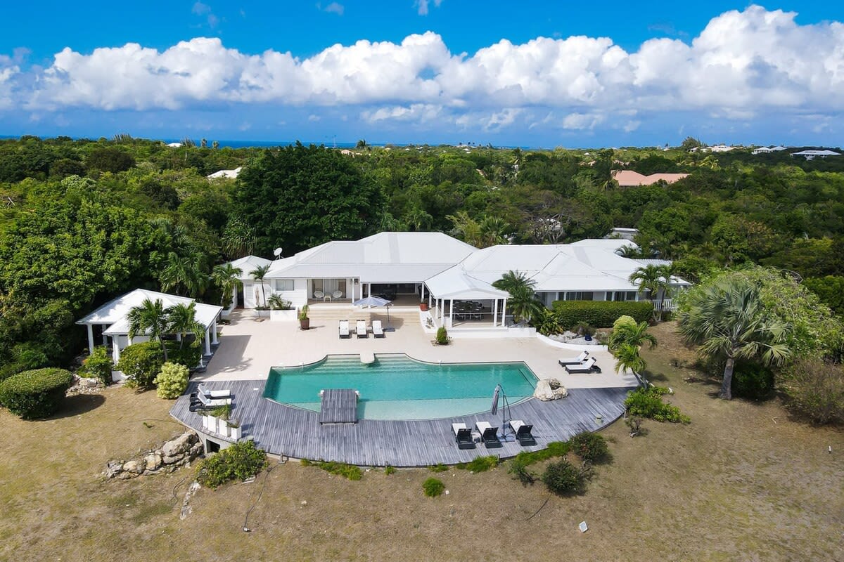 Rmoceanfrontrentals St Martin Sol e Luna 3 Bedroom Villa (33)