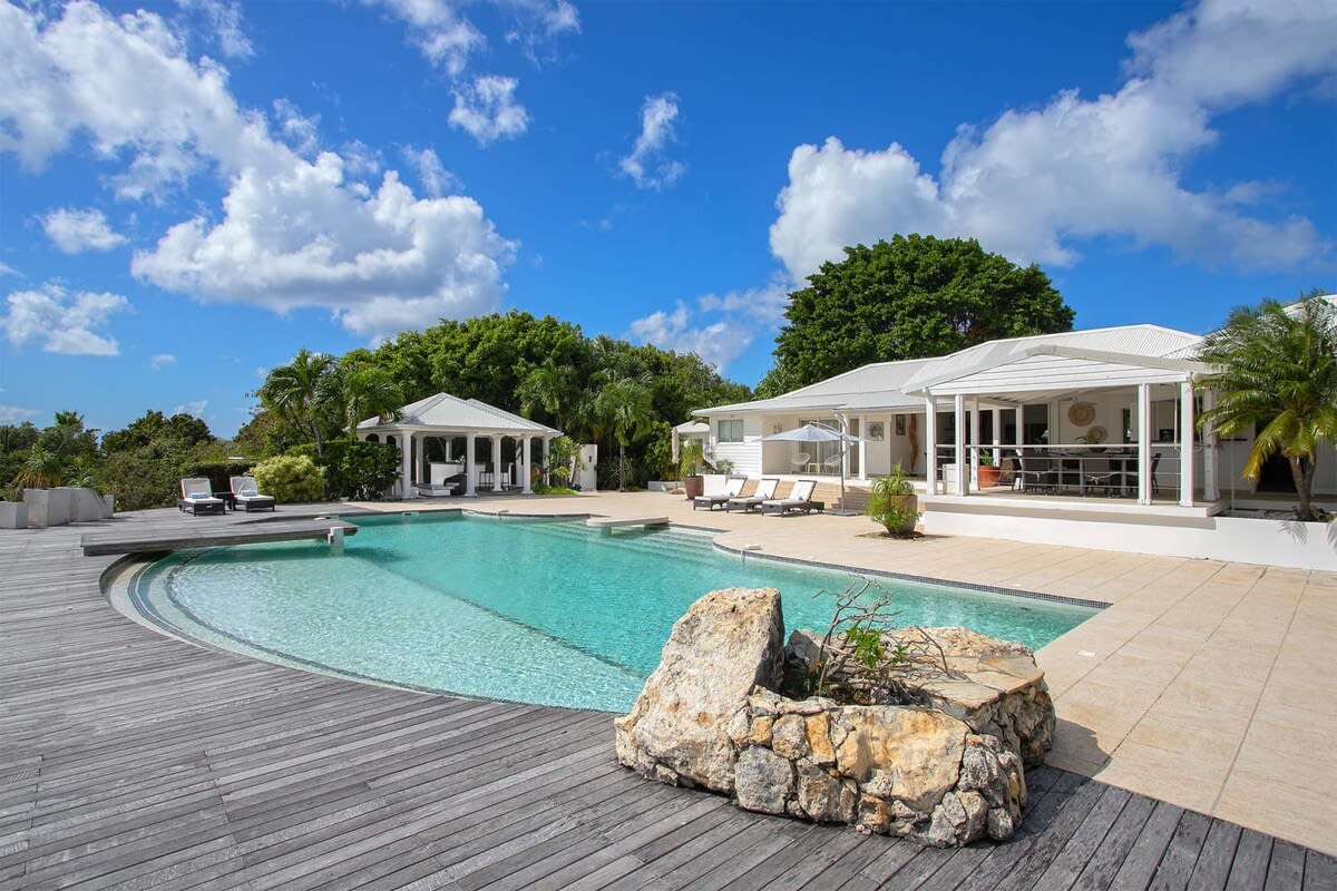 Rmoceanfrontrentals St Martin Sol e Luna 3 Bedroom Villa (39)