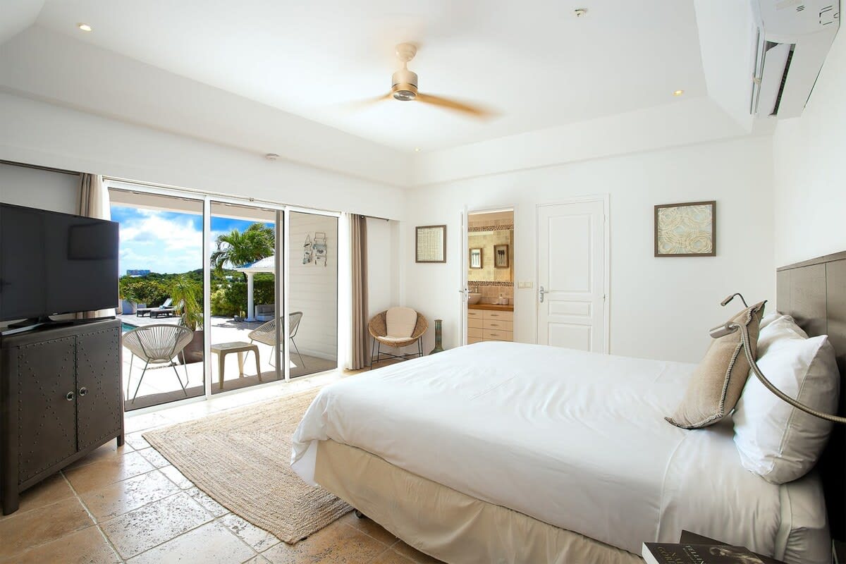 Rmoceanfrontrentals St Martin Sol e Luna 3 Bedroom Villa (46)