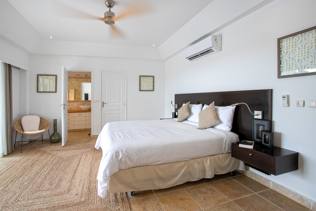 Rmoceanfrontrentals St Martin Sol e Luna 3 Bedroom Villa (56)