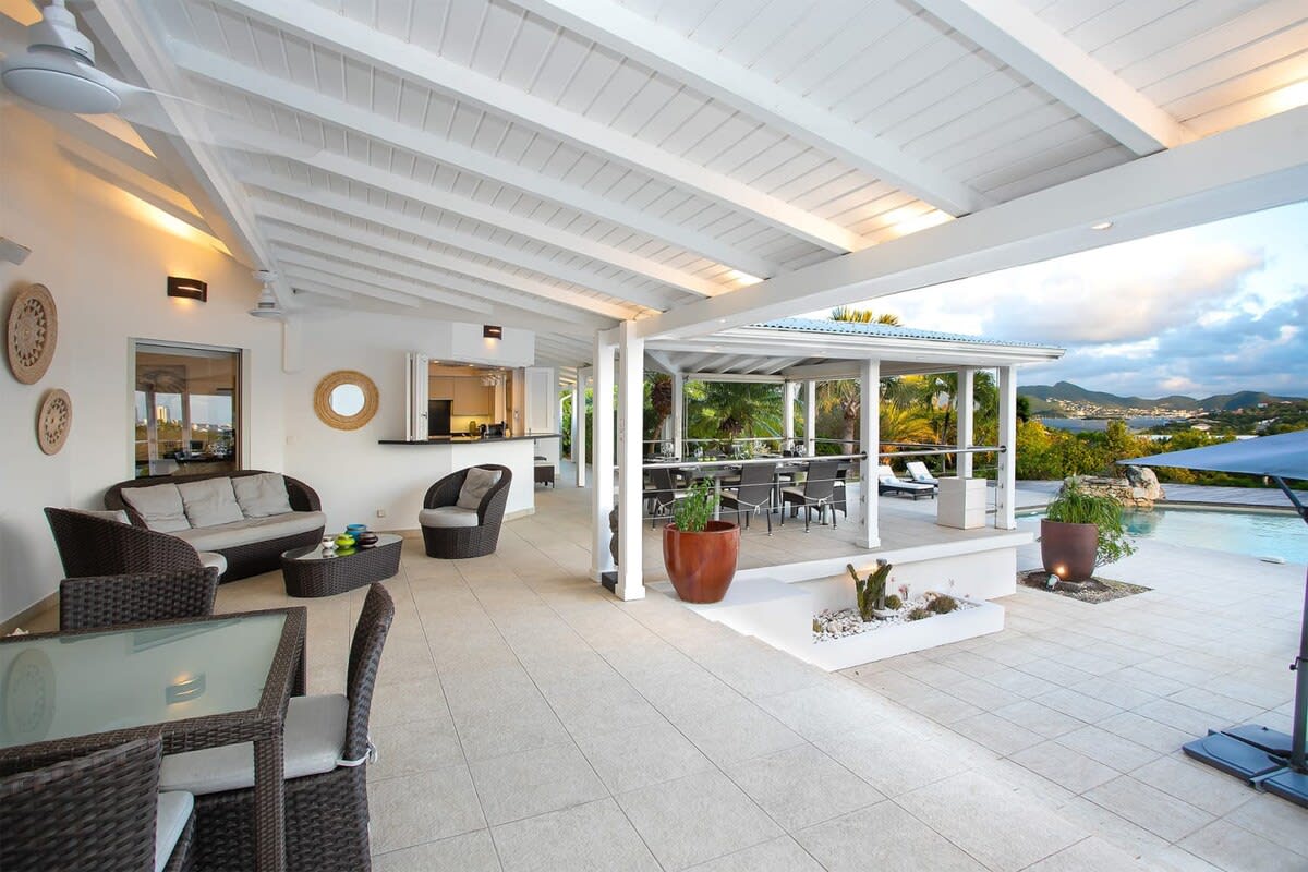 Rmoceanfrontrentals St Martin Sol e Luna 3 Bedroom Villa (58)