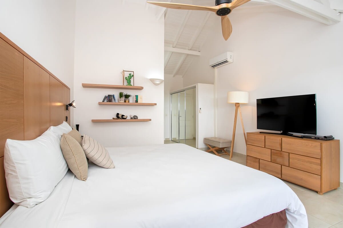 Rmoceanfrontrentals St Martin Sol e Luna 3 Bedroom Villa (61)