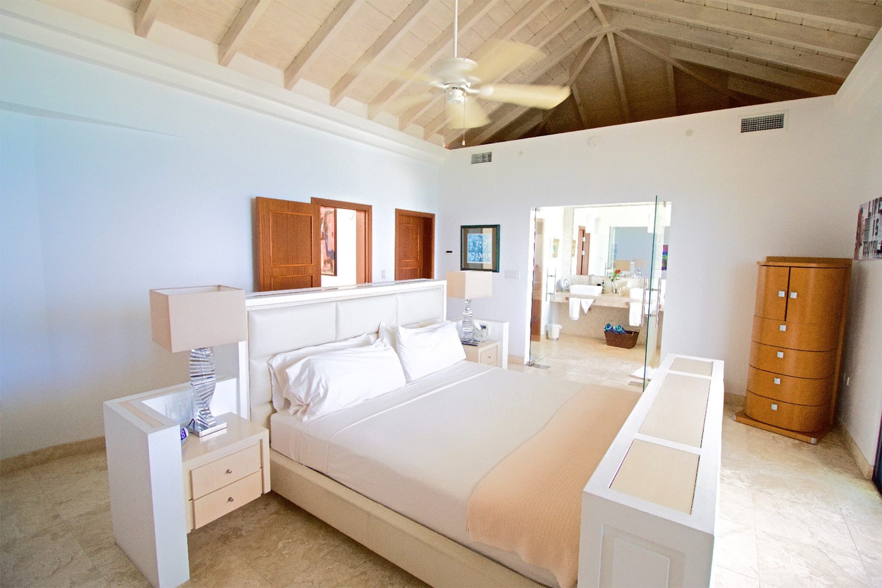 Rmoceanfrontrentals St Martin Sol e Luna 3 Bedroom Villa (72)