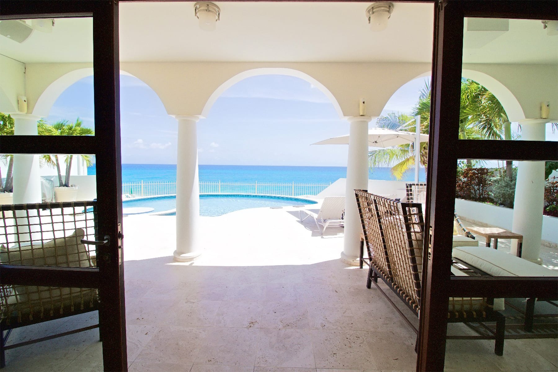 Rmoceanfrontrentals St Martin Sol e Luna 3 Bedroom Villa (75)
