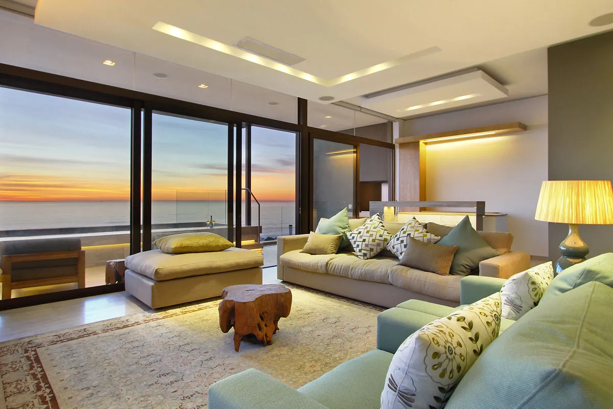 Rmoceanfrontrentals Cape Town Forest Hills villa in Camps Bay