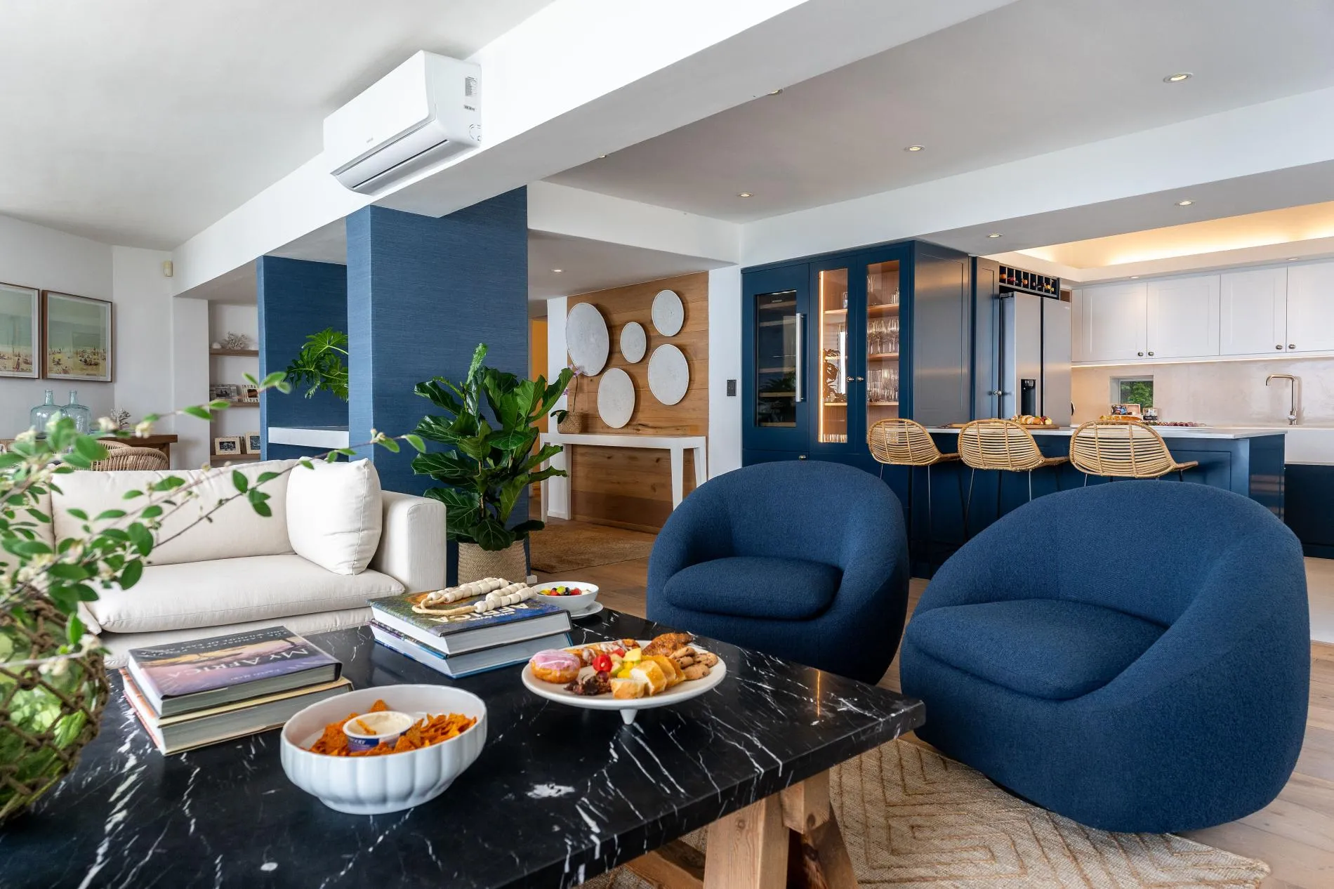Rmoceanfrontrentals Cape Town Victoria Road Mountainside Penthouse - Luxurious Retreat
