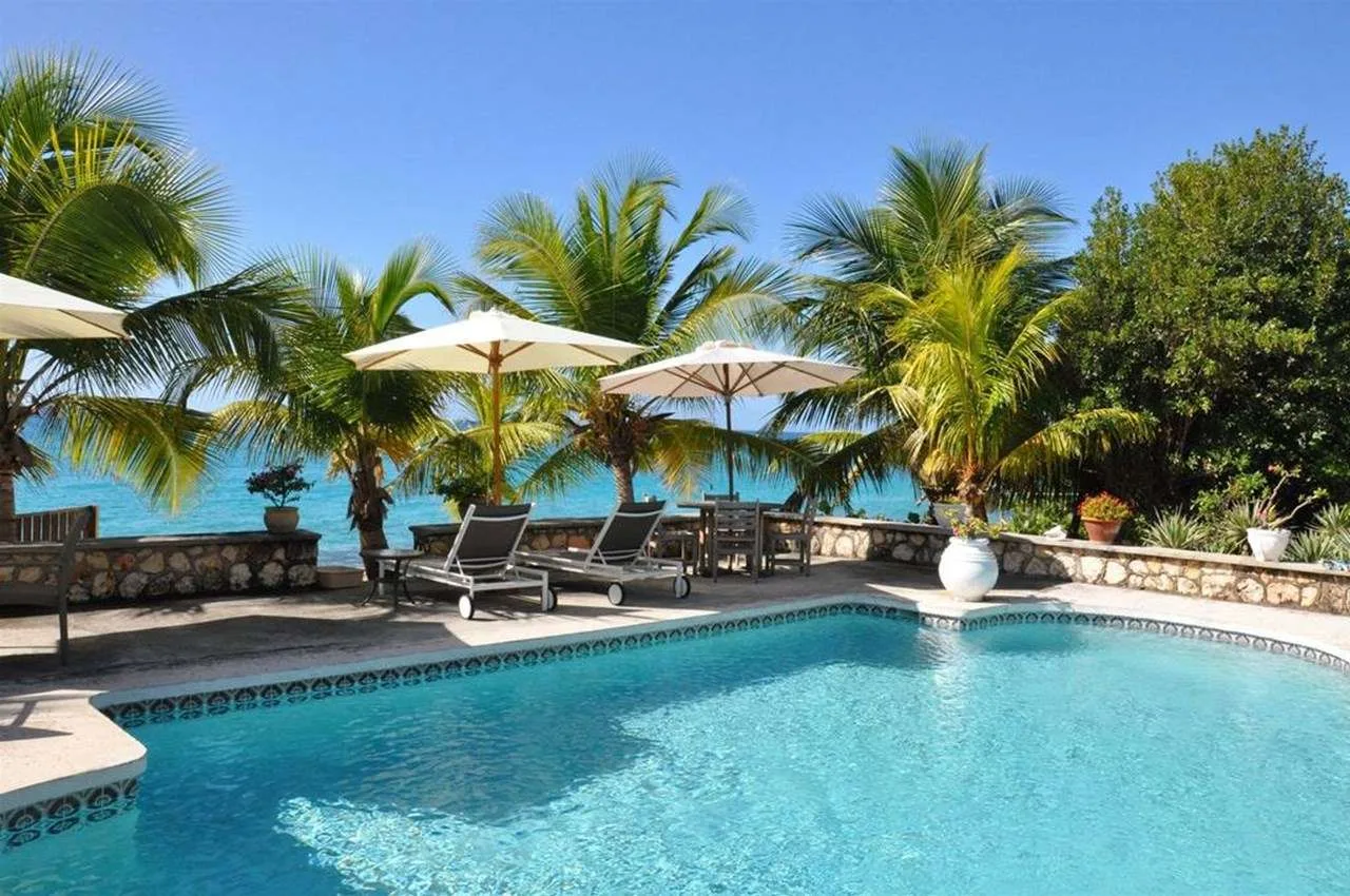 baie longue beach villa (2)