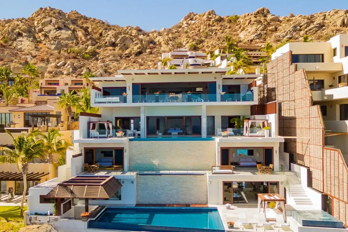11-exterior-mantea-casa-cabo