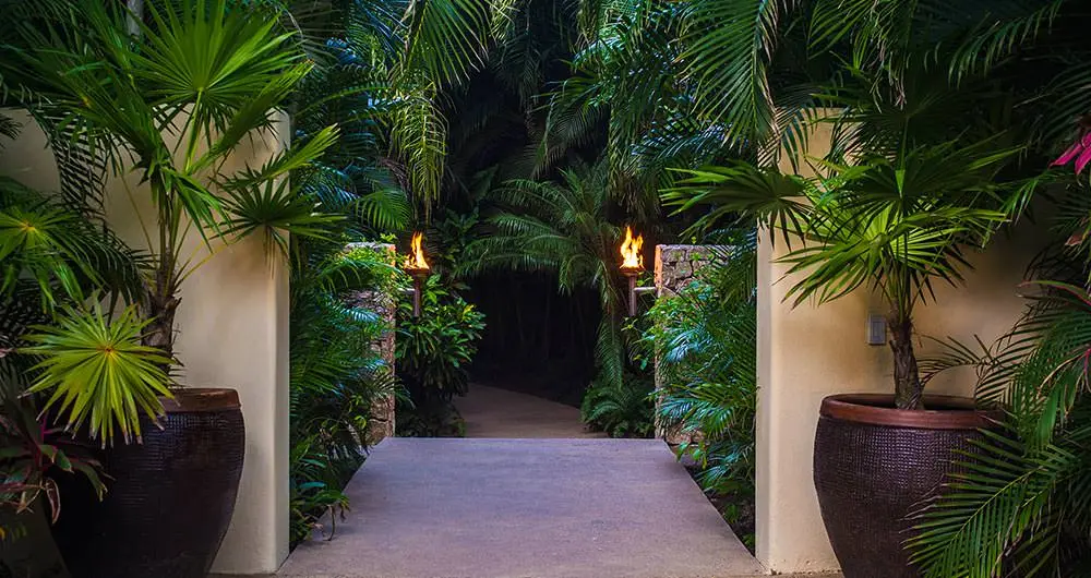 Casa-Aramara-Entrance-02