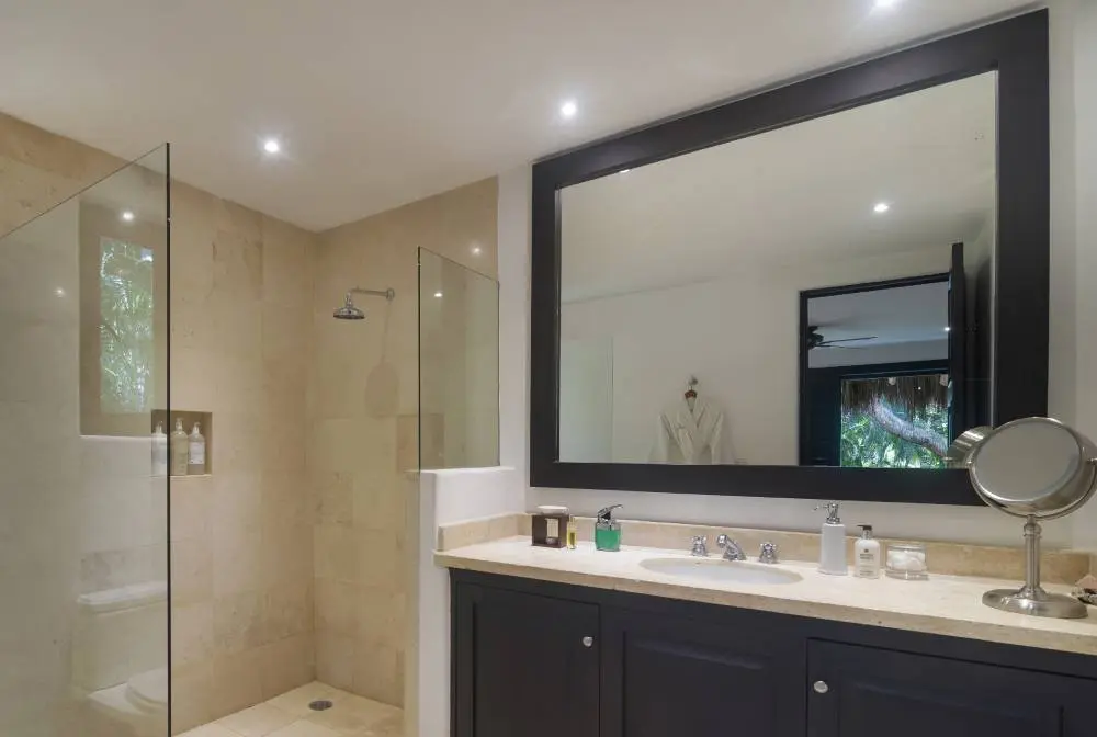 Casa-Aramara-Garden-Villa-Bathroom