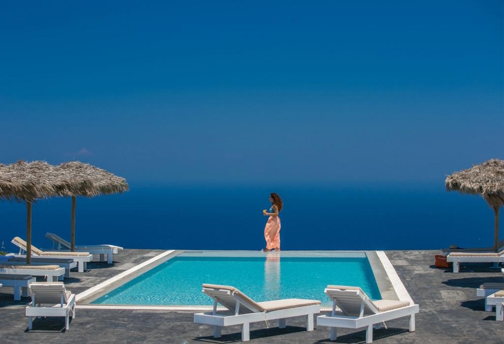 Rmoceanfrontrentals Greekvilla Santorini Thera Retreat (6)
