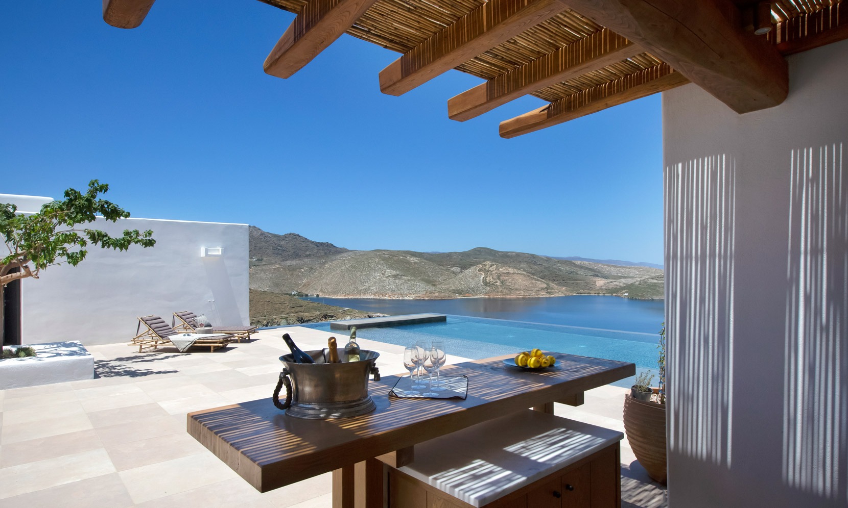 Rmoceanfrontrentals Greekvilla Tinos Villa Mandel