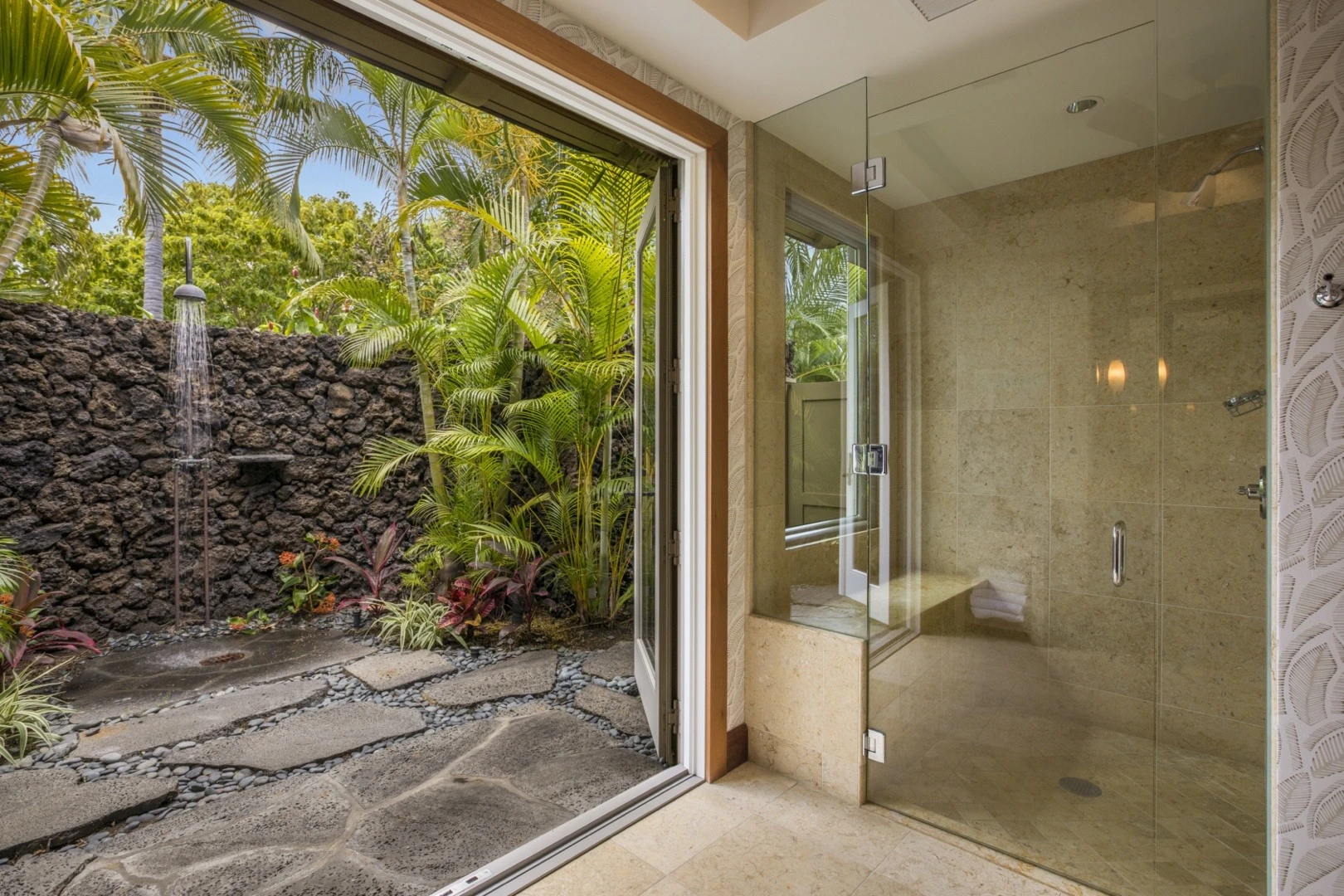 Rmoceanfrontrentals Hawaii 4BD Kahikole Street Estate (218)