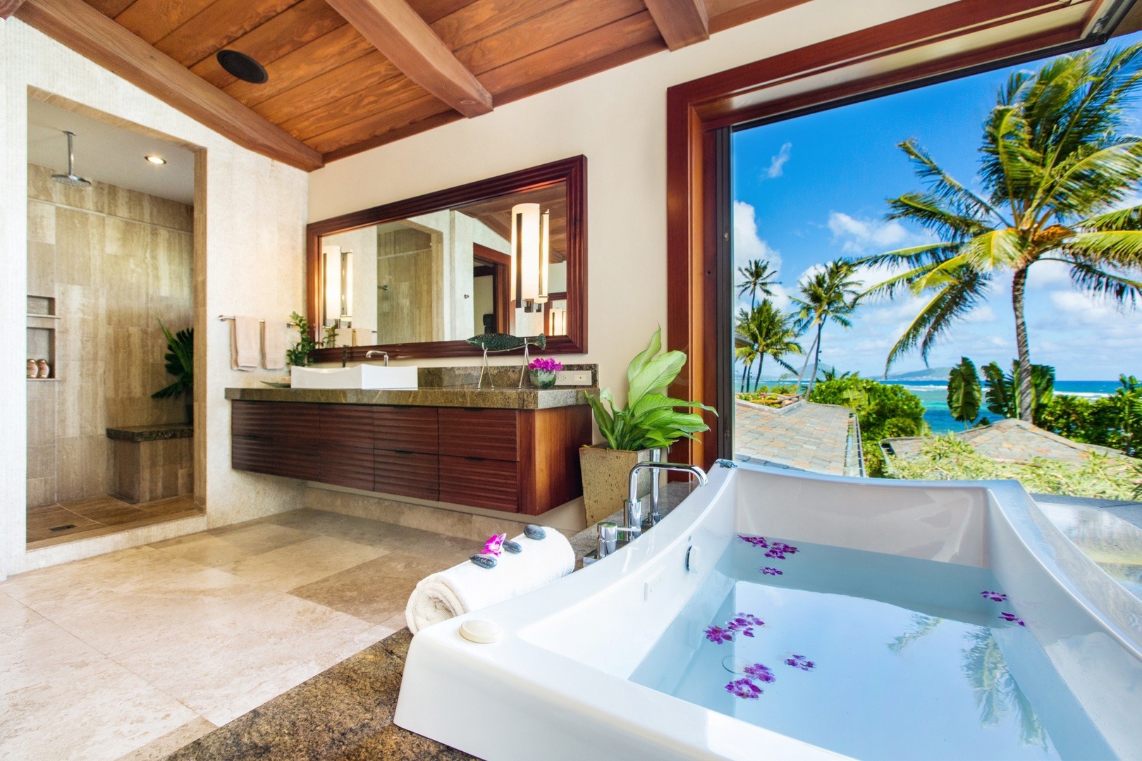 Rmoceanfrontrentals Hawaii Banyan House