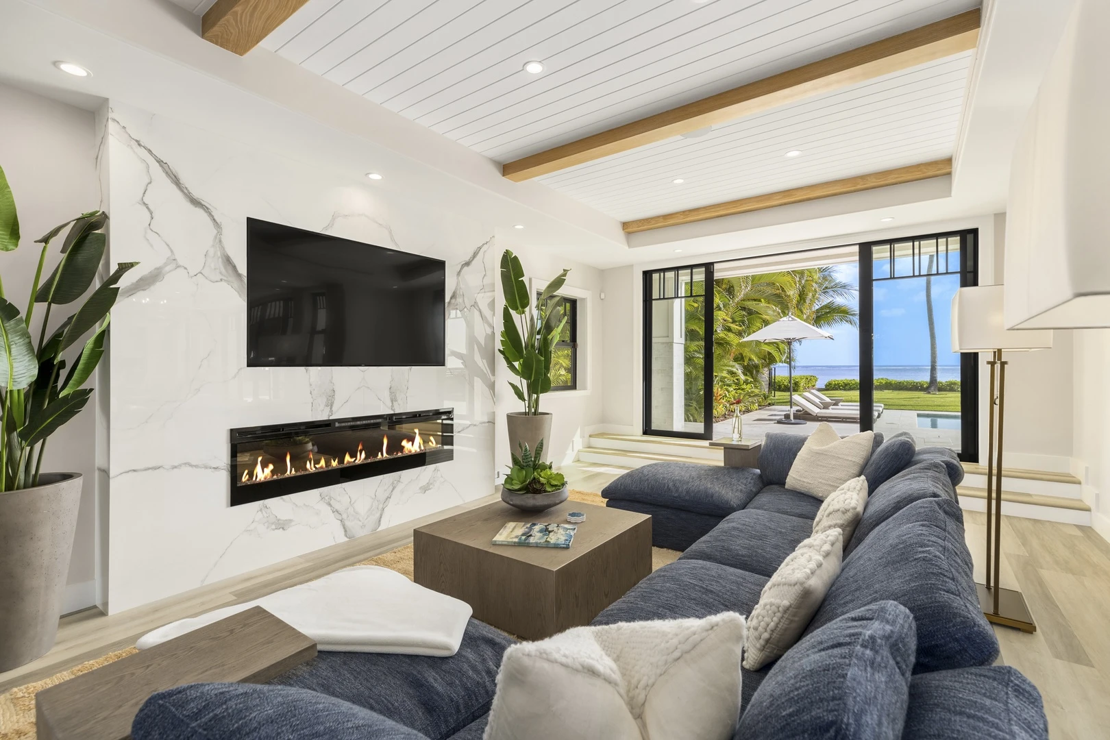 Rmoceanfrontrentals Hawaii Niu Beach Estate