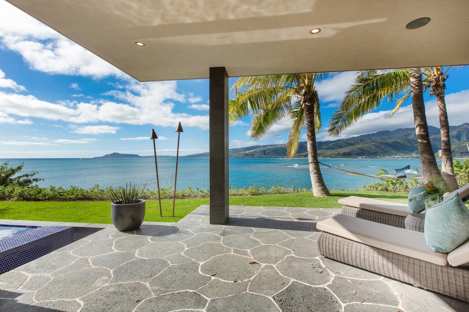 Rmoceanfrontrentals Hawaii Ocean House