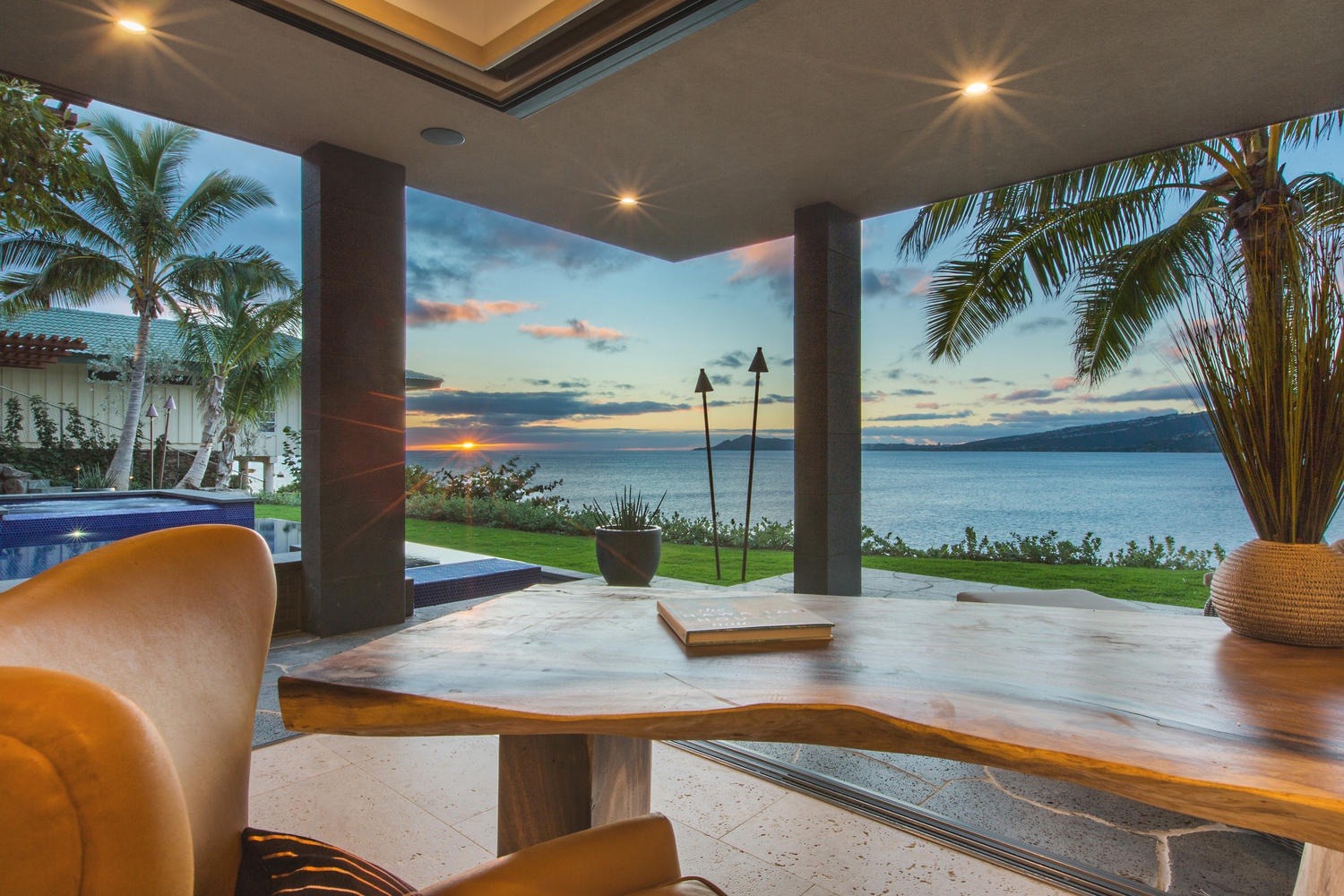 Rmoceanfrontrentals Hawaii Ocean House