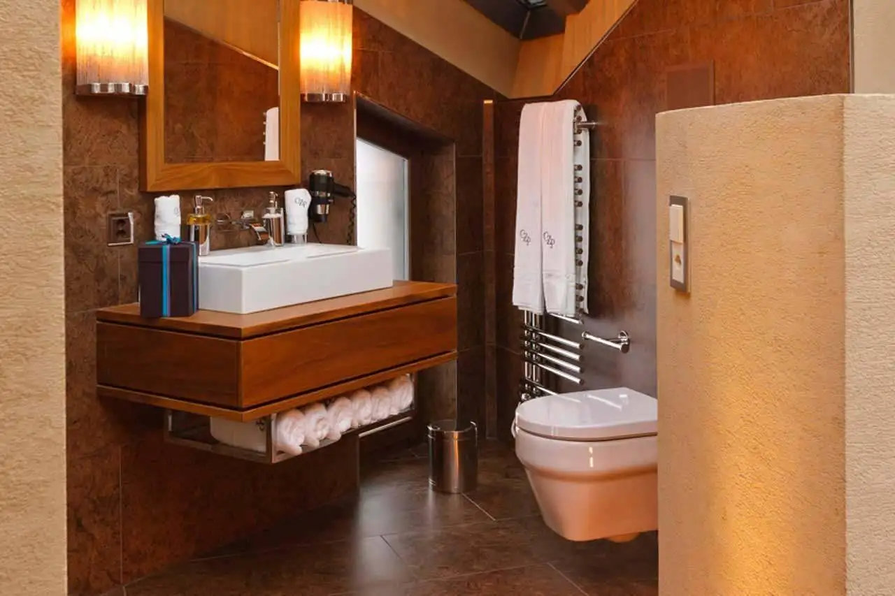 chalet-zermatt-peak-bedroom-5-3-1920-75