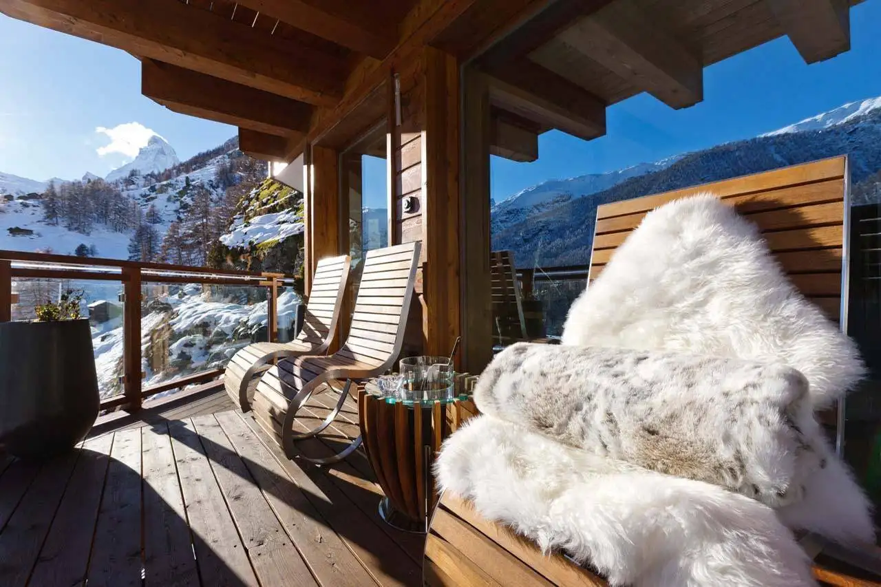 chalet-zermatt-peak-exterior-11-balcony-3840-75