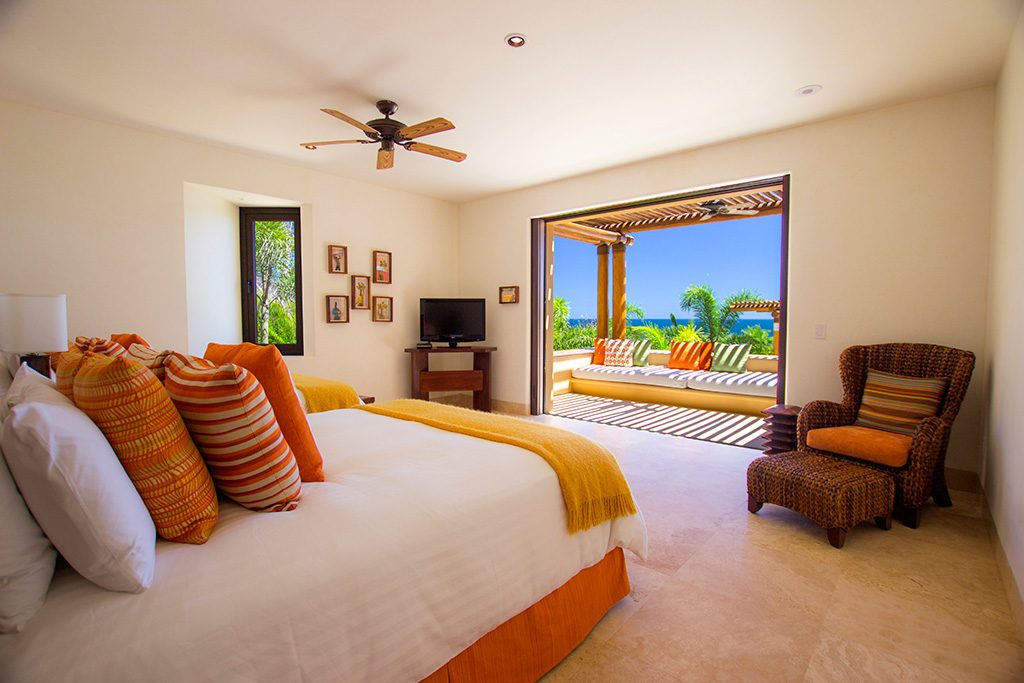 estate cruz del sur punta mita 1