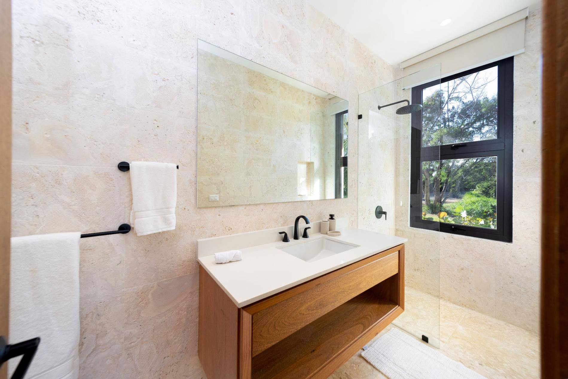 las cerezas 71 villa royale 15