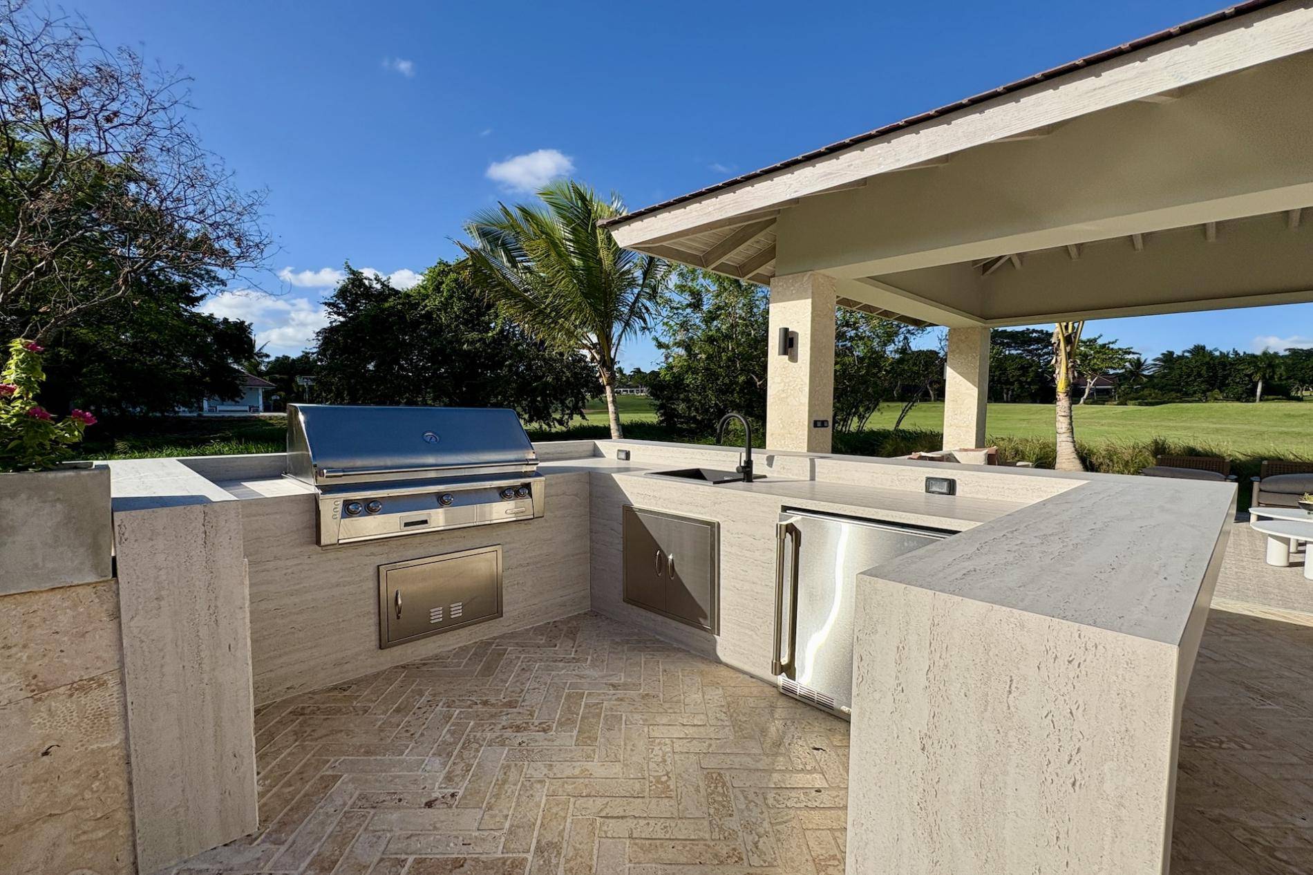 las cerezas 71 villa royale 19