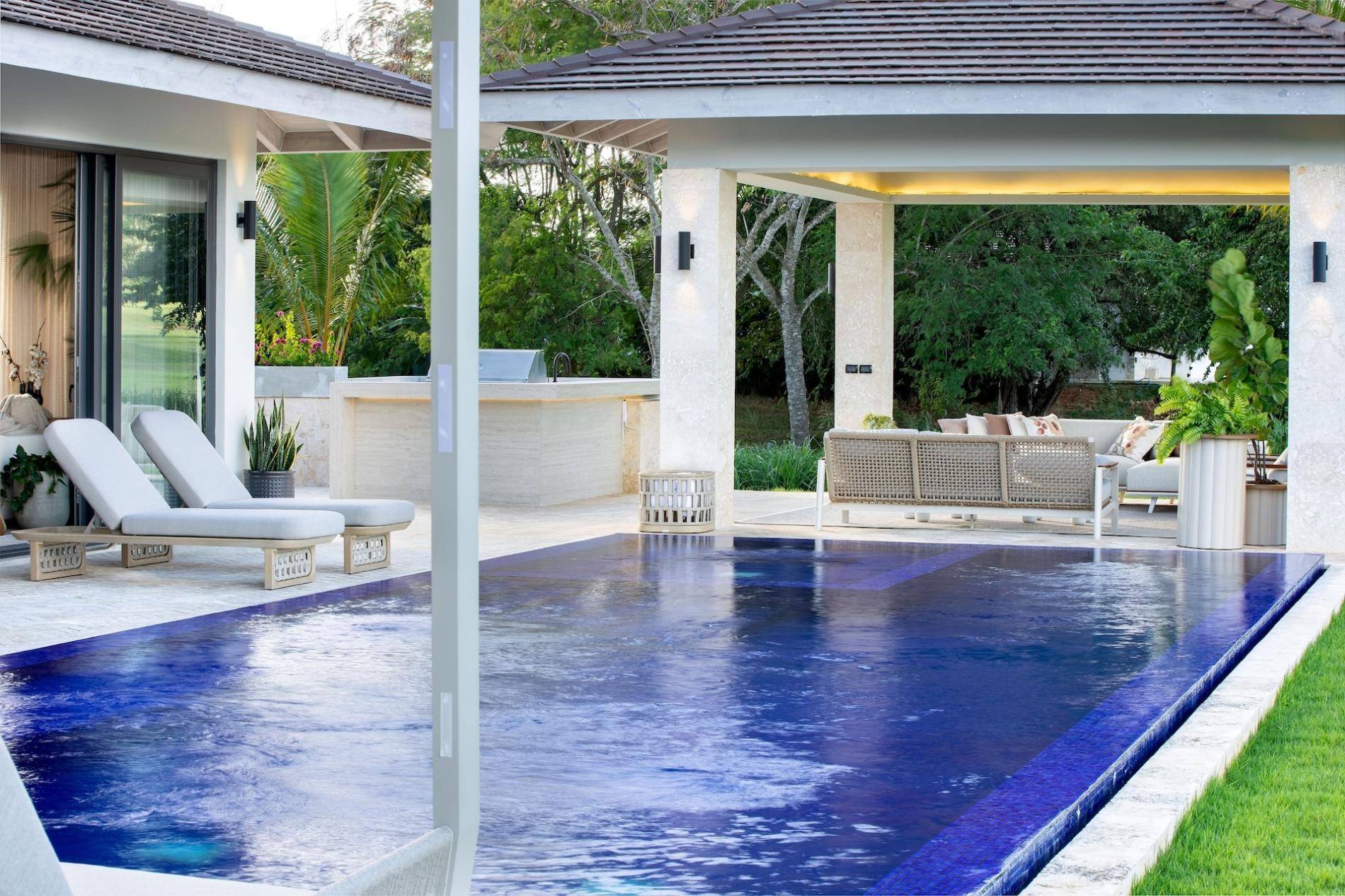 las cerezas 71 villa royale 2