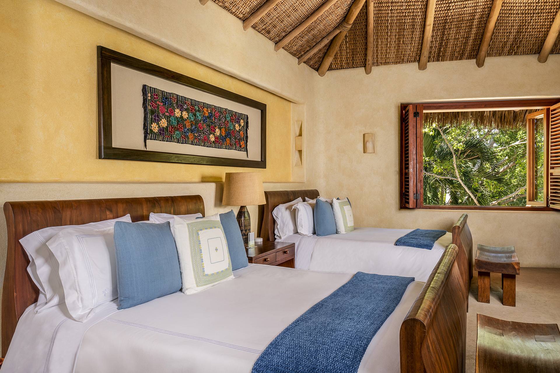 Rmoceanfrontrentals punta mita villa palma sola