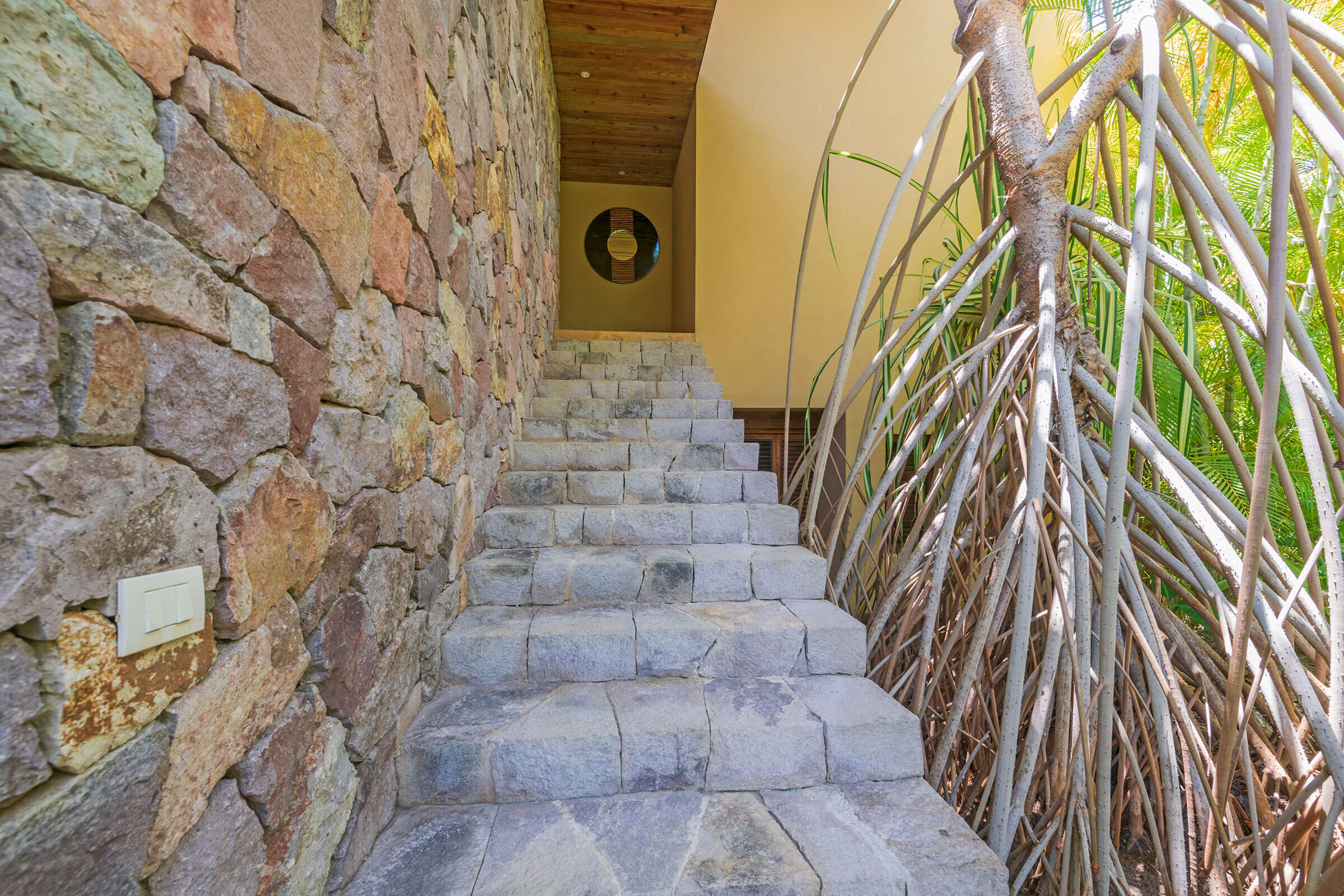 villa aire lagos del mar punta mita 25