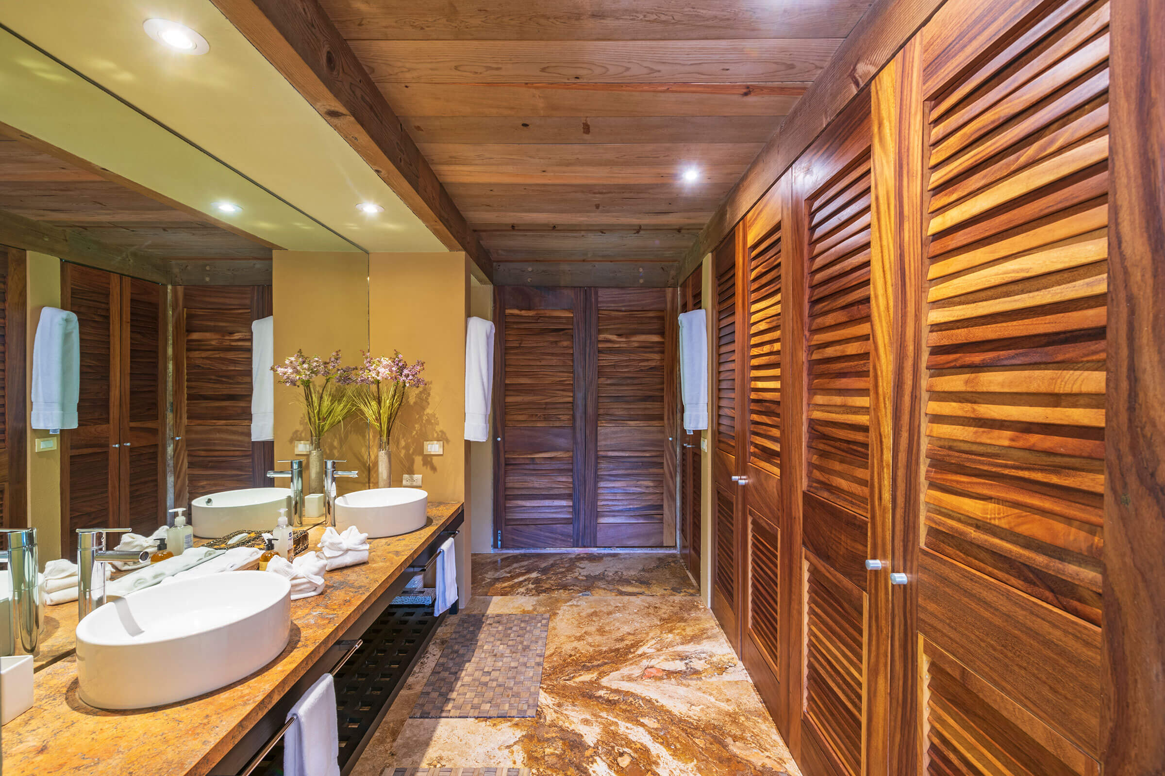 villa aire lagos del mar punta mita 33
