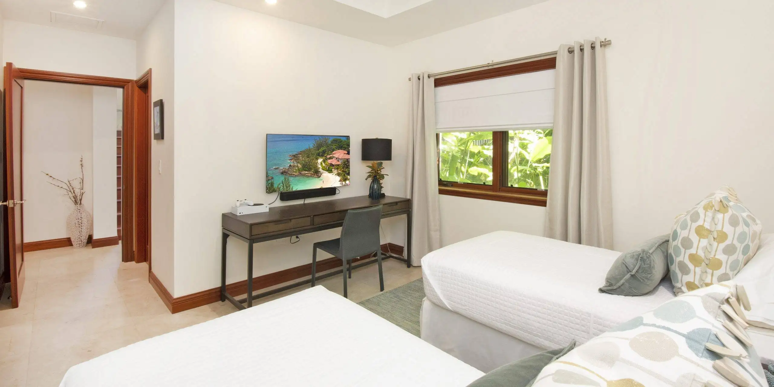 casa luna 16 grand cayman villas 2