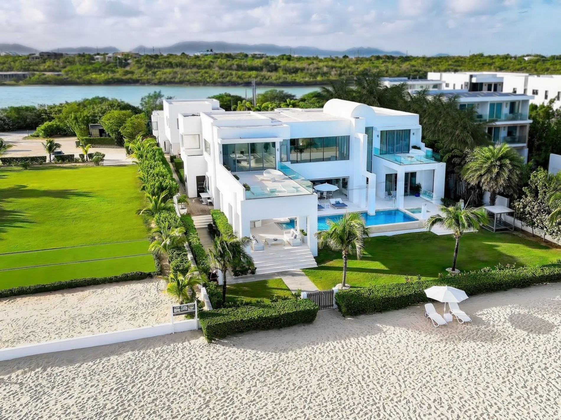 the beach house anguilla rental 27 - Retreats Luxury Oceanfront Rentals