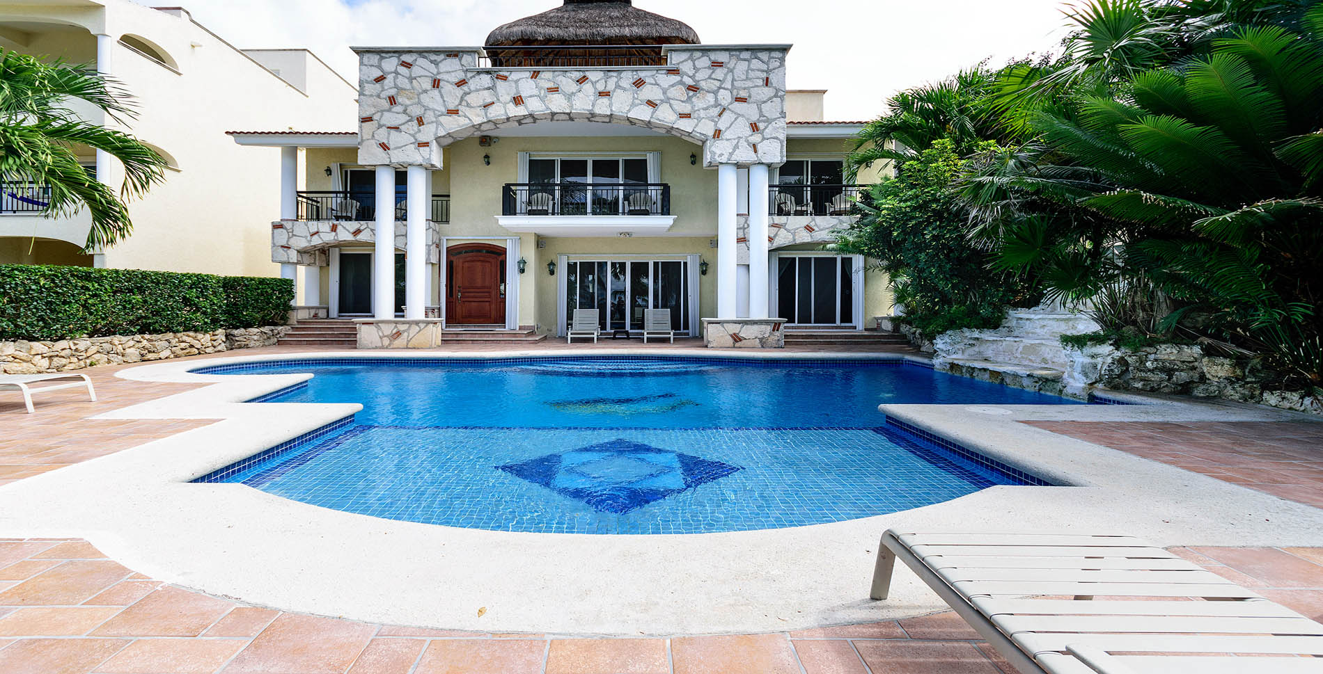 villa uvas 8
